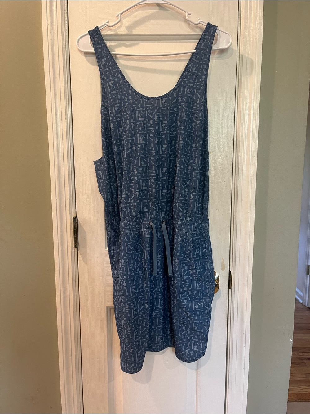 Patagonia S Fleetwith Dress Blue Geometric Print Crossback Travel Hiking b4